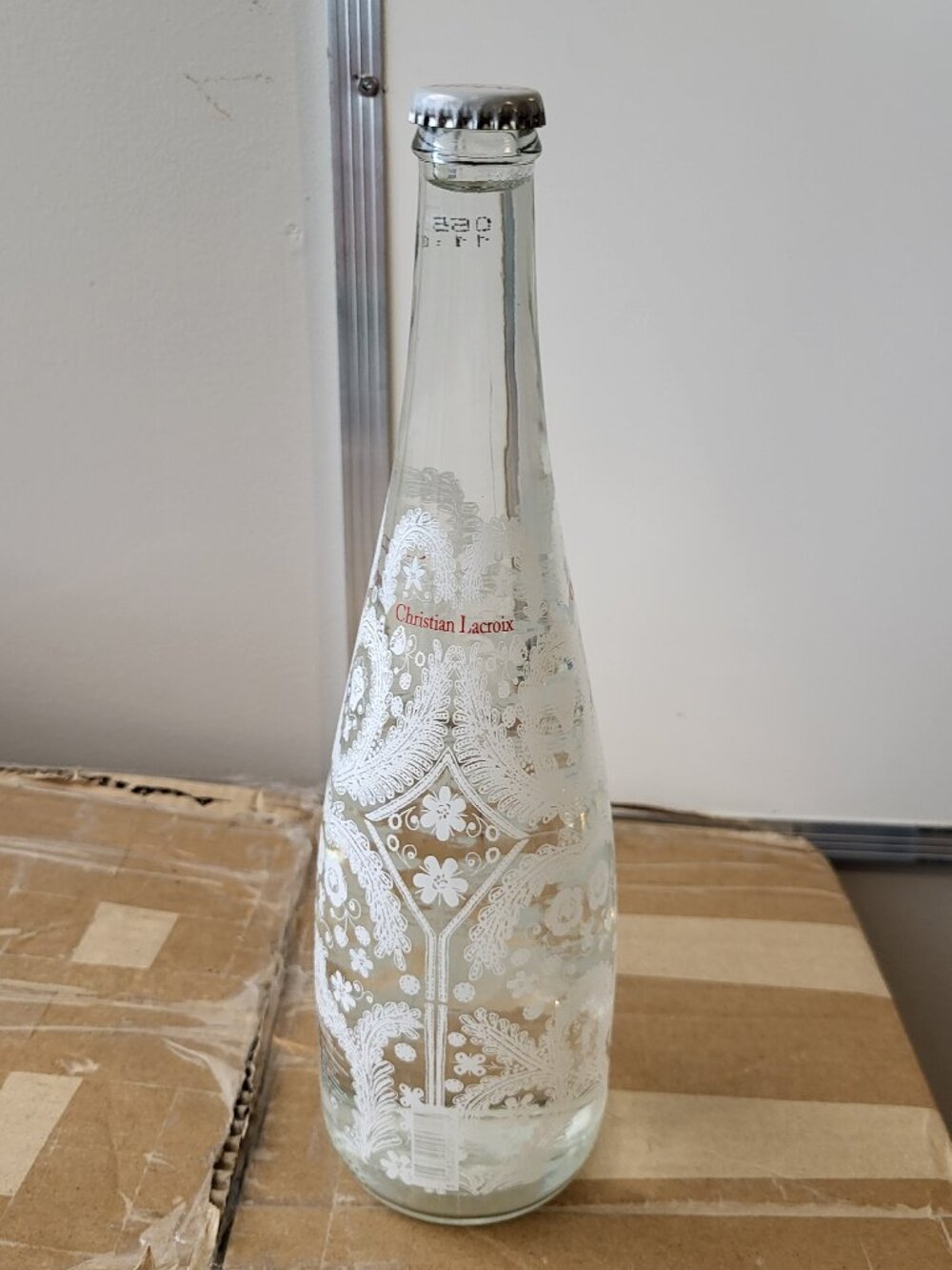 2008 Evian Christian Lacroix Collectible Glass Water Bottle Floral Lace UNOPENED